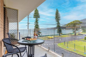 5 'SHOAL TOWERS', 11 SHOAL BAY RD - FANTASTIC LOCATION WITH WATER VIEWS